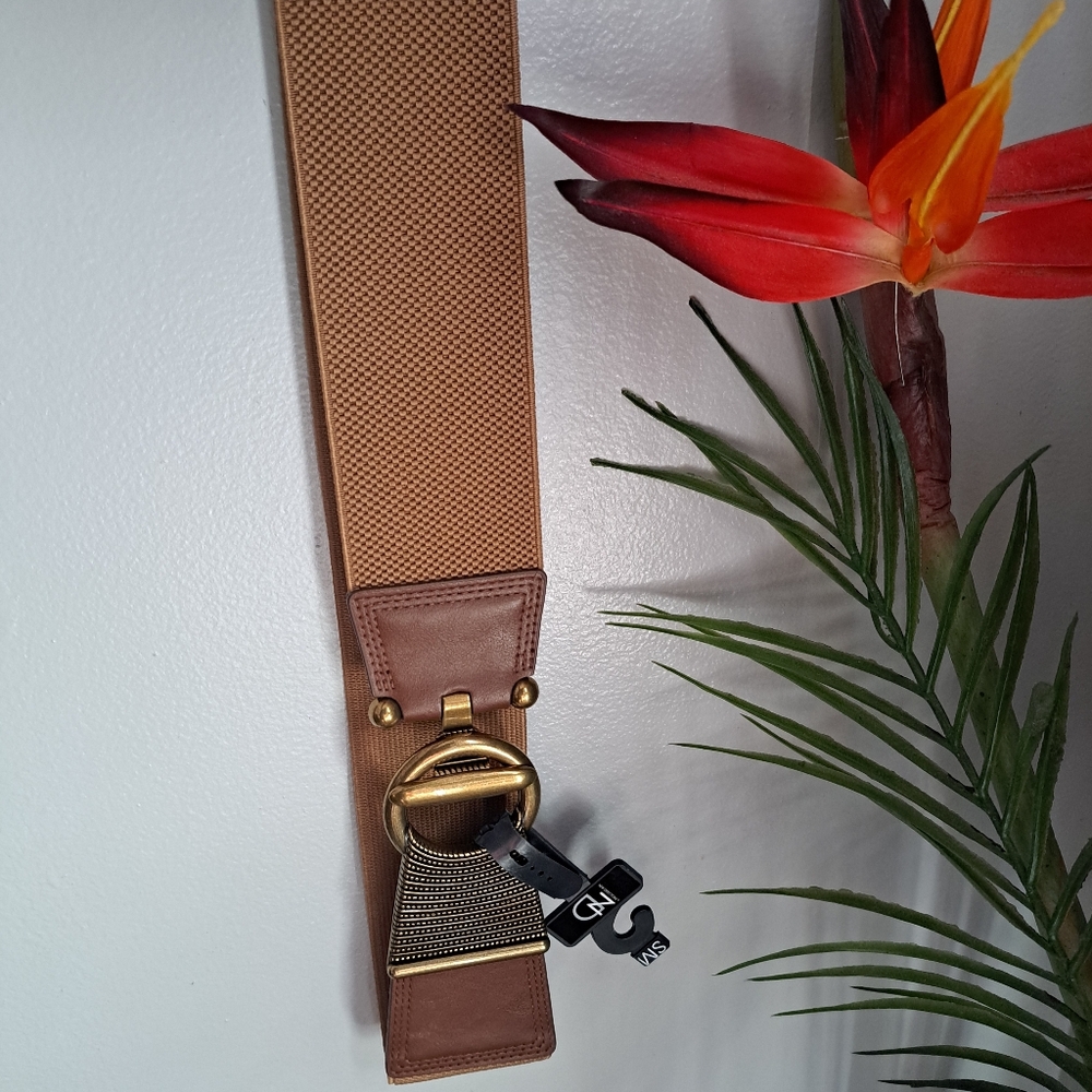 New Directions Brown and Gold Belt Size S/M New